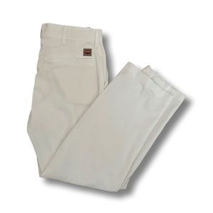 White worker pants. W 30 L 30